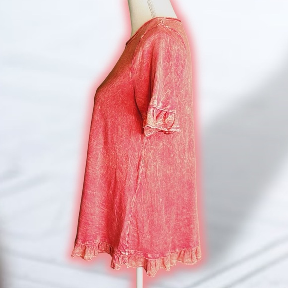Altar’d State ‘Wren’ Ruffled Trim Tee in “Ski Patrol Red” Size Small - Picture 8 of 11